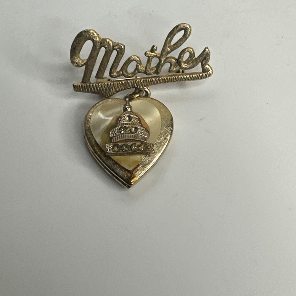 Vintage Signed Lisner Mother Of Pearl Heart Locket‎ Gold Tone Brooch "Mother"